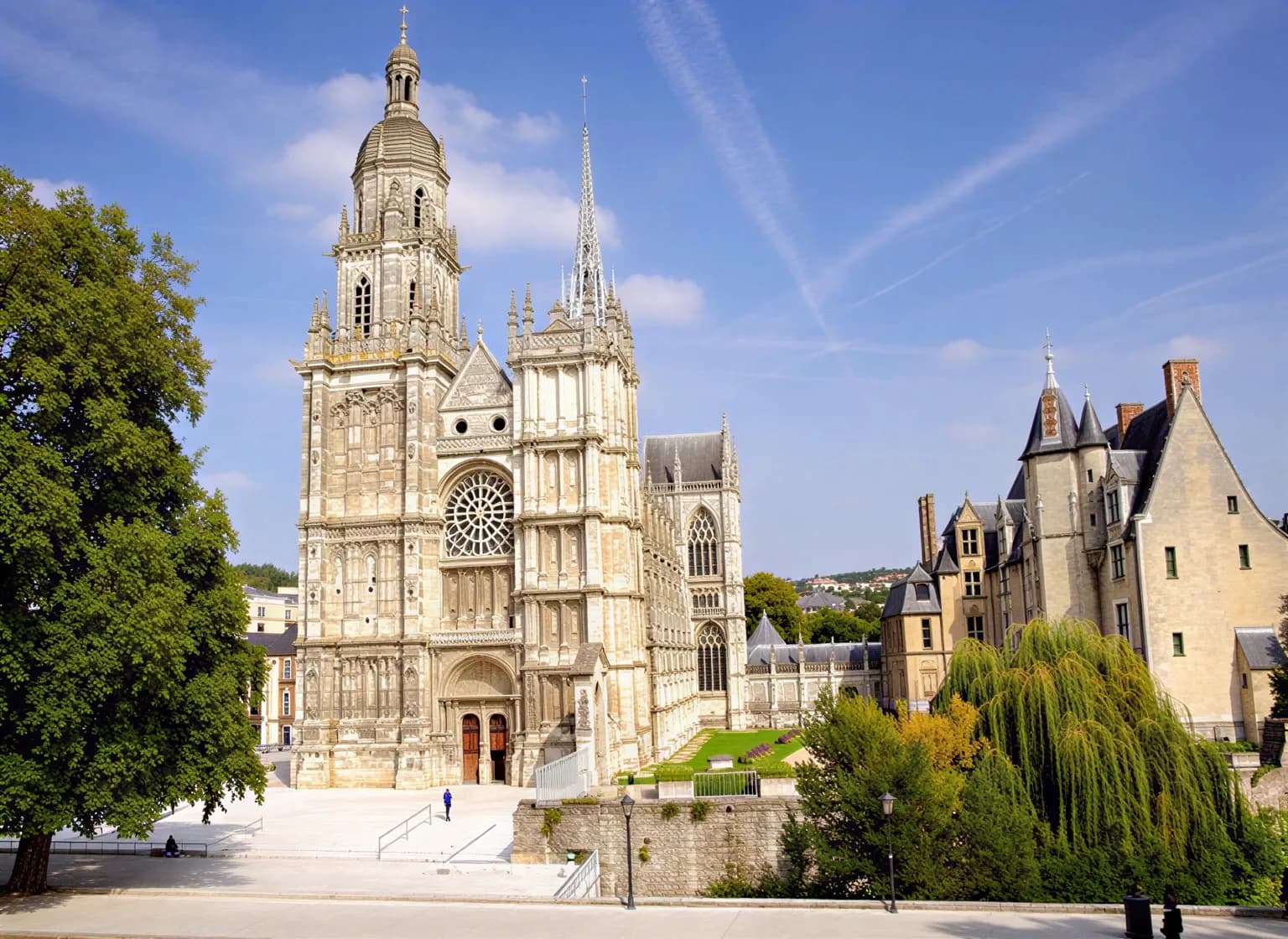 Vue de Evreux - Développement web et mobile en Eure