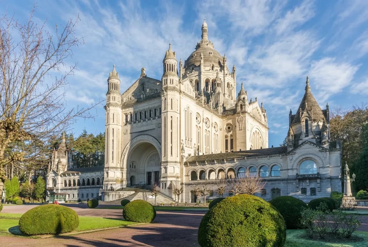 Vue de Lisieux - Développement web et mobile en Calvados